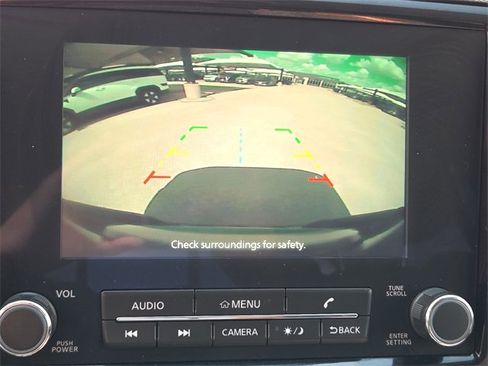 Used 2022 Nissan Frontier SV image 19