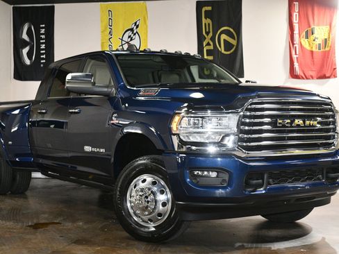 Used 2021 RAM 3500 Limited AWD/4WD image 3