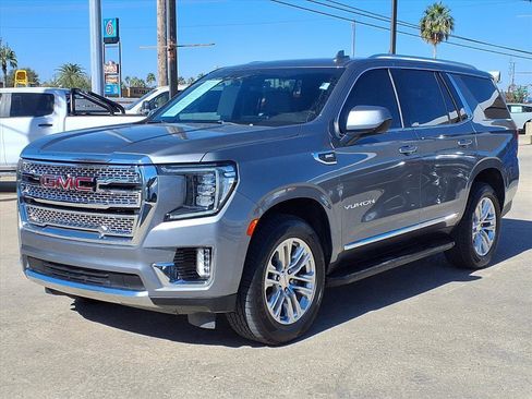 Used 2022 GMC Yukon SLT image 3