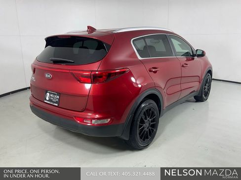 Used 2018 Kia Sportage LX w/ LX Popular Package AWD/4WD image 6