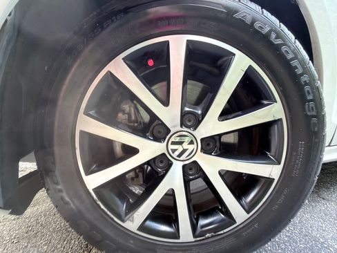 Used 2016 Volkswagen Jetta SE FWD image 41
