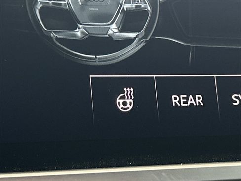 Used 2024 Audi A6 Premium Plus image 20