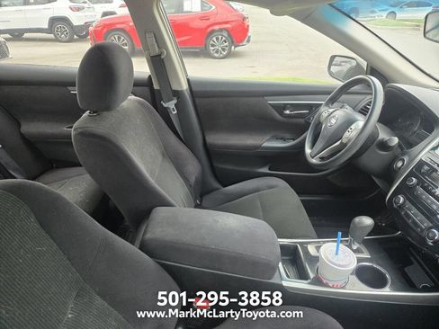 Used 2013 Nissan Altima 2.5 S FWD image 9
