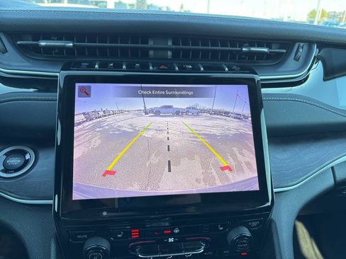 Used 2024 Jeep Grand Cherokee Limited 4xe image 20