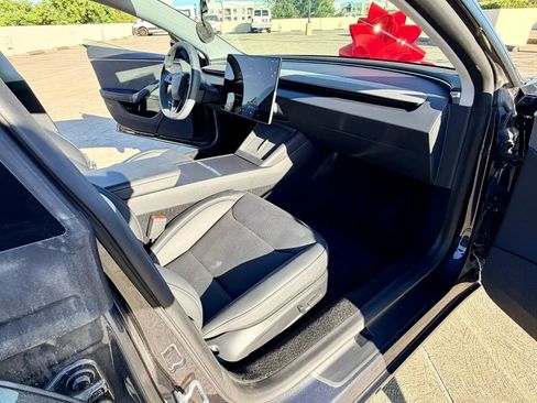 Used 2025 Tesla Model 3 RWD image 32
