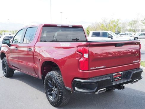 Used 2019 Chevrolet Silverado 1500 Custom Trail Boss w/ Custom Convenience Package AWD/4WD image 7