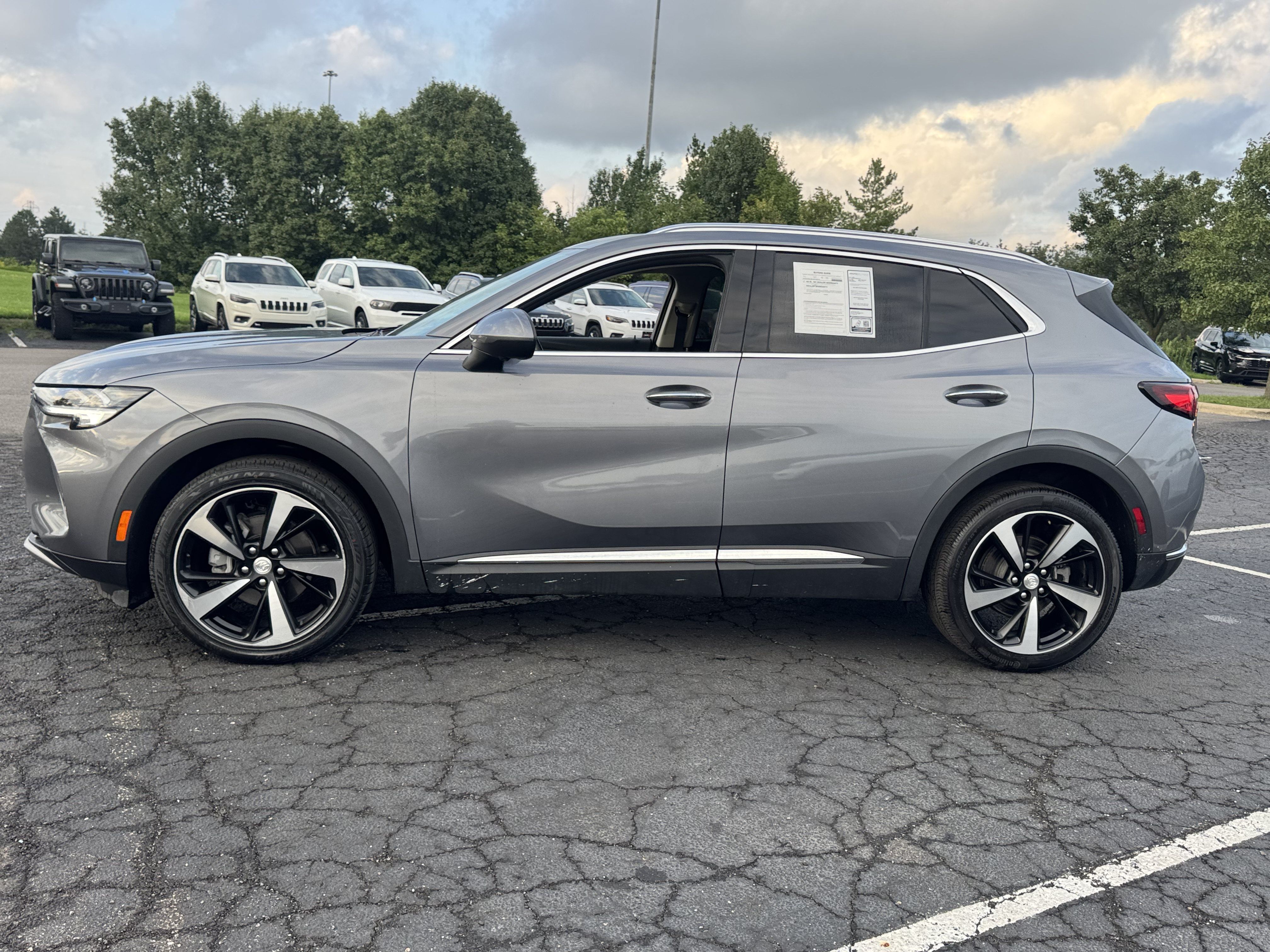 Used 2021 Buick Envision Essence w/ Technology Package I AWD/4WD image 8