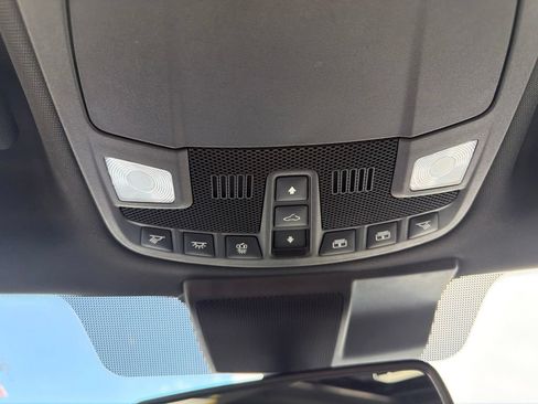 Used 2019 Ford F150 Raptor w/ Equipment Group 802A Luxury AWD/4WD image 32