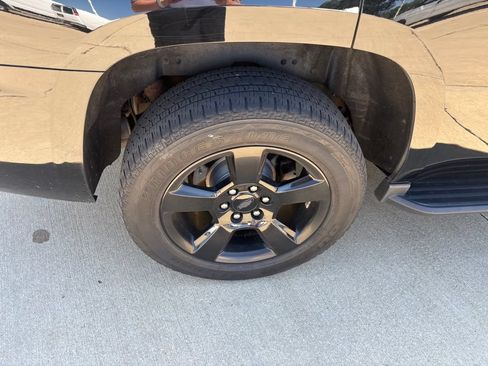 Used 2019 Chevrolet Tahoe LT AWD/4WD image 30