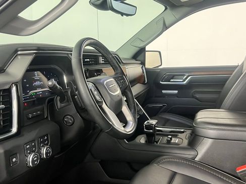 Used 2024 GMC Sierra 1500 Denali w/ Denali Reserve Package image 22