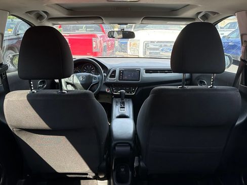 Used 2018 Honda HR-V EX image 15