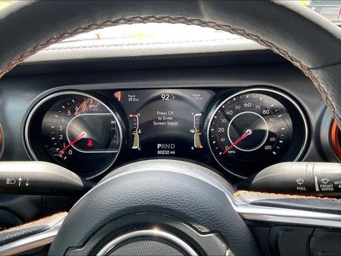 Used 2020 Jeep Gladiator Mojave AWD/4WD image 14