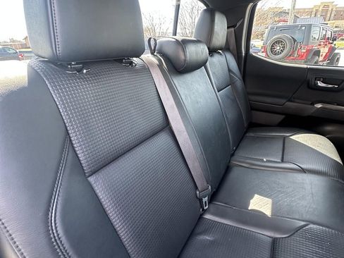 Used 2020 Toyota Tacoma TRD Sport w/ TRD Premium Sport Package image 11