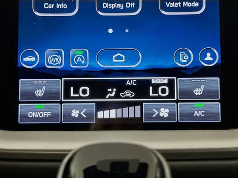 Used 2025 Subaru Outback Onyx Edition AWD/4WD image 25