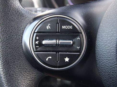 Used 2023 Kia Soul LX FWD image 18