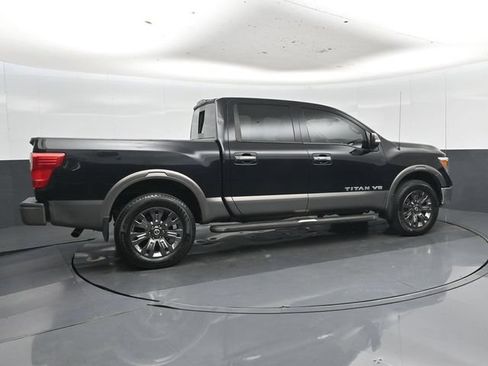 Used 2018 Nissan Titan Platinum Reserve w/ Platinum Utility Package AWD/4WD image 3