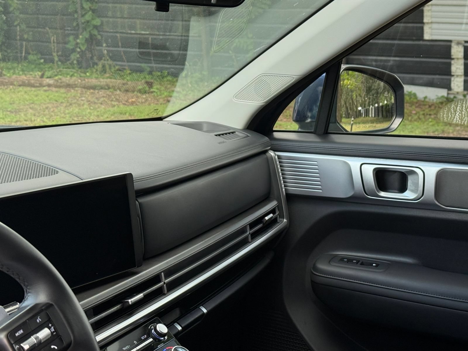 Used 2026 Hyundai Santa Fe SEL FWD image 34