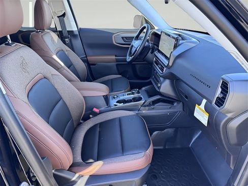 New 2025 Ford Bronco Sport Outer Banks w/ Sasquatch Outer Banks Package image 33