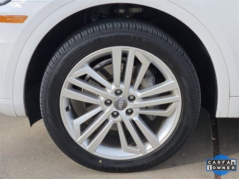 Used 2018 Audi Q5 2.0T Premium Plus w/ Premium Plus Package image 11