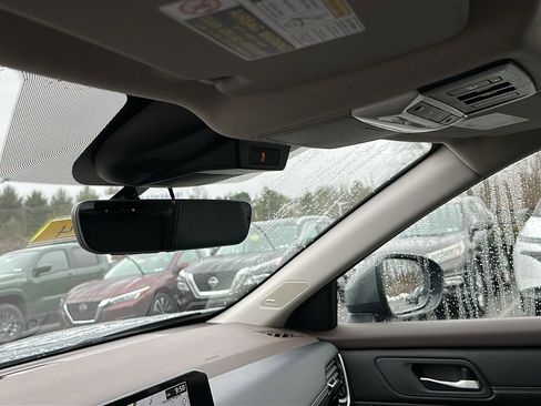 Certified 2023 Nissan Rogue SL w/ SL Premium Package image 22