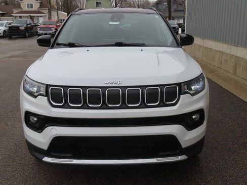 Used 2022 Jeep Compass Limited image 12
