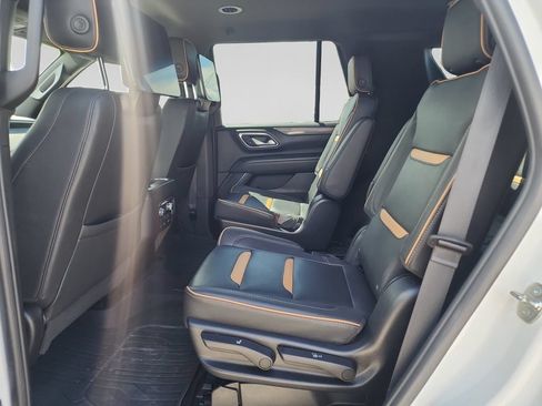 Used 2023 GMC Yukon AT4 AWD/4WD image 13