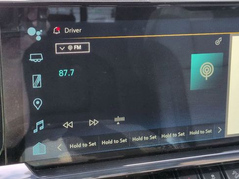 Used 2023 Chevrolet Silverado 1500 ZR2 w/ Technology Package image 22