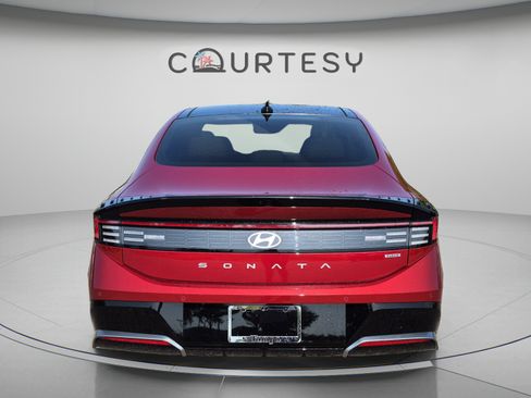 New 2026 Hyundai Sonata Limited FWD image 4