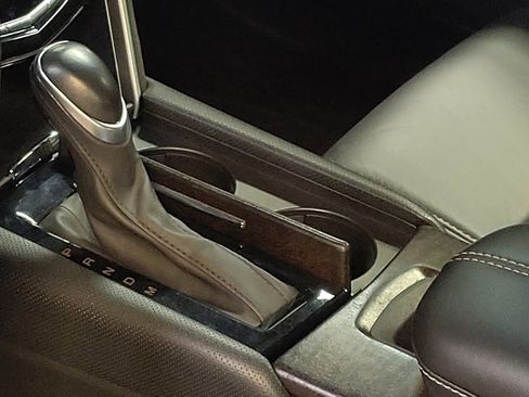 Used 2018 Cadillac XTS Luxury image 26