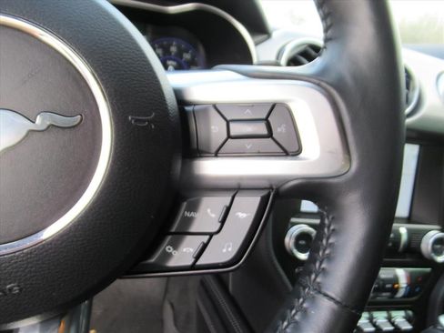 Used 2021 Ford Mustang GT Premium w/ Equipment Group 401A image 17