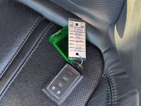 Used 2024 Jeep Wagoneer Series II w/ Flexible Seating Group image 36