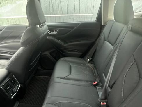 Used 2023 Subaru Forester Touring AWD/4WD image 5