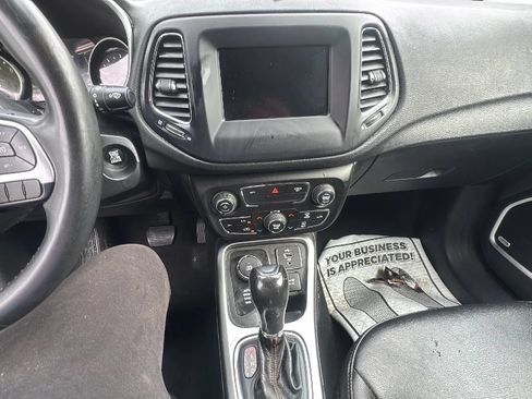 Used 2021 Jeep Compass Latitude w/ Sun and Sound Group AWD/4WD image 26