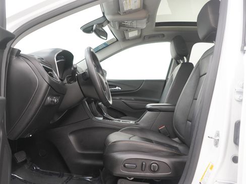 Used 2018 Chevrolet Equinox Premier image 24