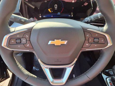 New 2026 Chevrolet Trax LT w/ Driver Confidence Package image 12