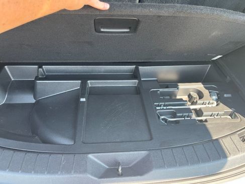 Used 2024 MAZDA CX-90 3.3 Turbo w/ Preferred Plus image 16