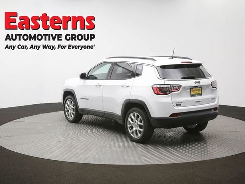Used 2022 Jeep Compass Latitude AWD/4WD image 62