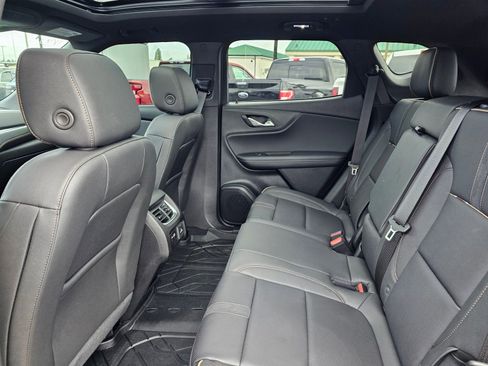 Used 2025 Chevrolet Blazer Premier w/ Driver Confidence II Package image 23