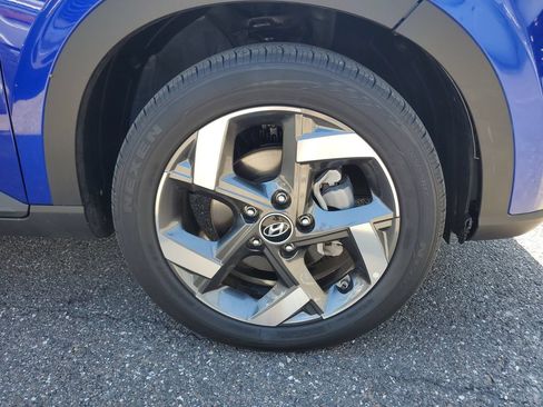 Used 2026 Hyundai Venue SEL FWD image 5