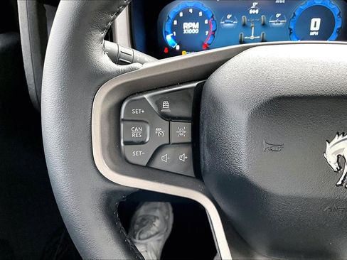 Used 2025 Ford Bronco Outer Banks image 21