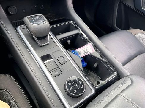 Used 2022 Nissan Pathfinder SL w/ SL Premium Package AWD/4WD image 35