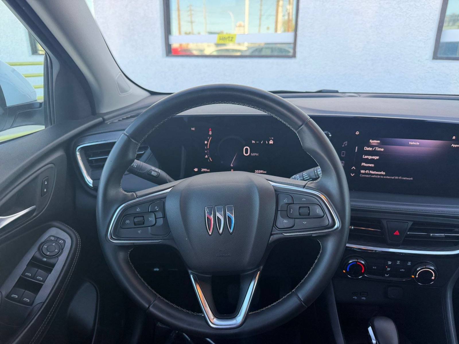 Used 2025 Buick Encore GX Preferred AWD/4WD image 32