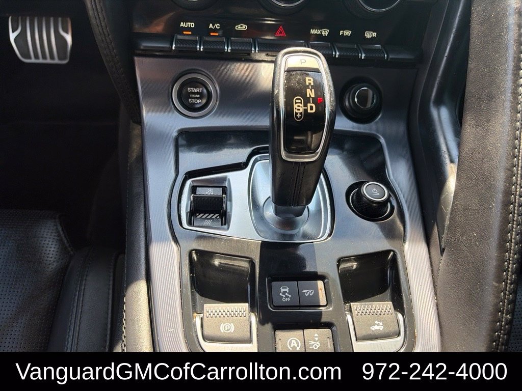 Used 2018 Jaguar F-TYPE R AWD/4WD image 18