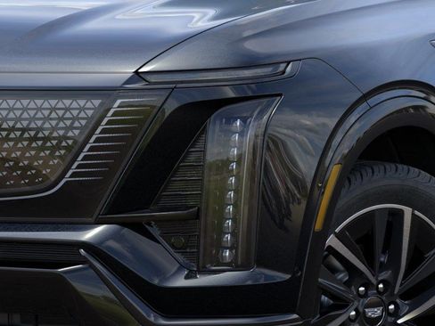 New 2026 Cadillac Vistiq Luxury AWD/4WD image 6