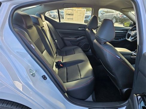 New 2025 Nissan Altima 2.5 SR image 24