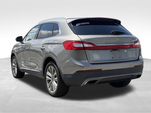 Used 2016 Lincoln MKX Reserve w/ Technology Package AWD/4WD image 6