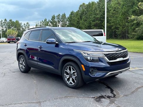 Used 2021 Kia Seltos EX AWD/4WD image 35