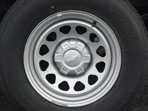 New 2025 Chevrolet Silverado 1500 W/T image 6