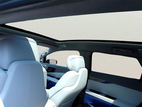 New 2025 Cadillac Optiq Sport 2 image 8