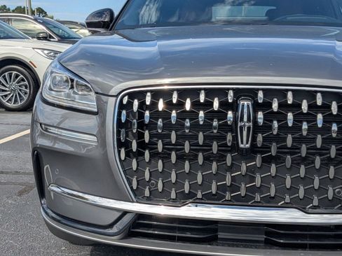 New 2025 Lincoln Corsair Reserve w/ Equipment Group 202A image 10